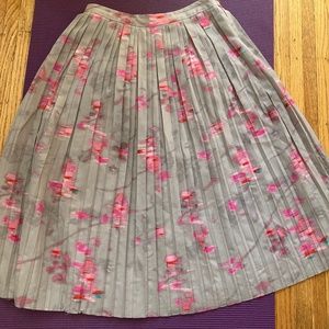 Floral print skirt